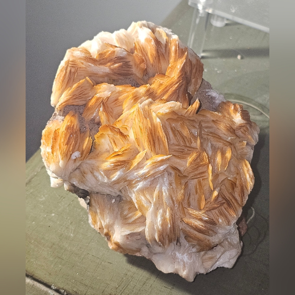 Orange barite - Picture 8 of 11